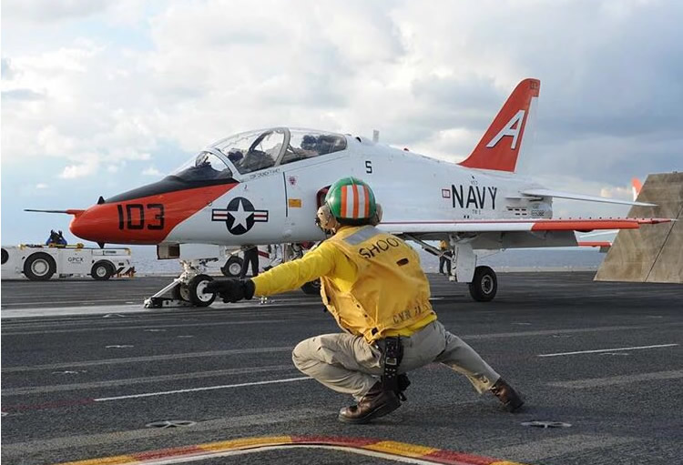 T45 70mm airplane