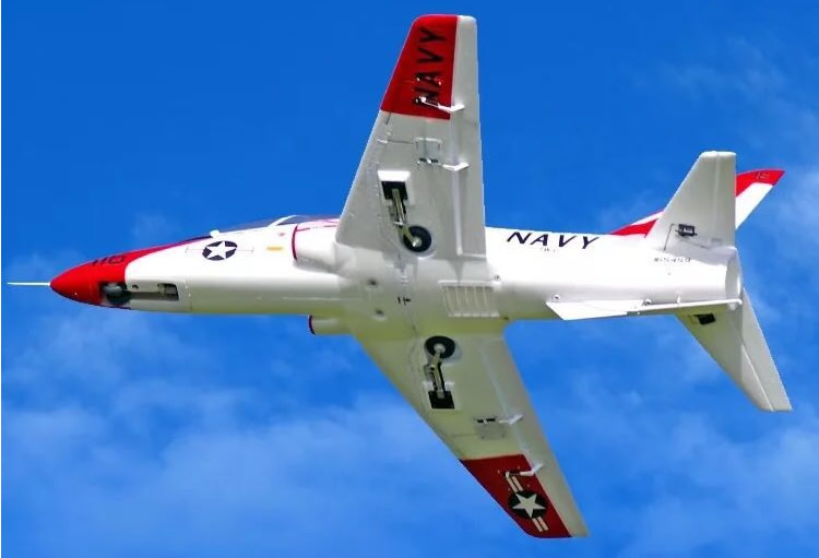 T45 70mm airplane